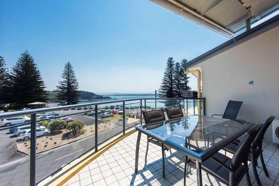 The Cove Yamba Aparthotel Exterior photo