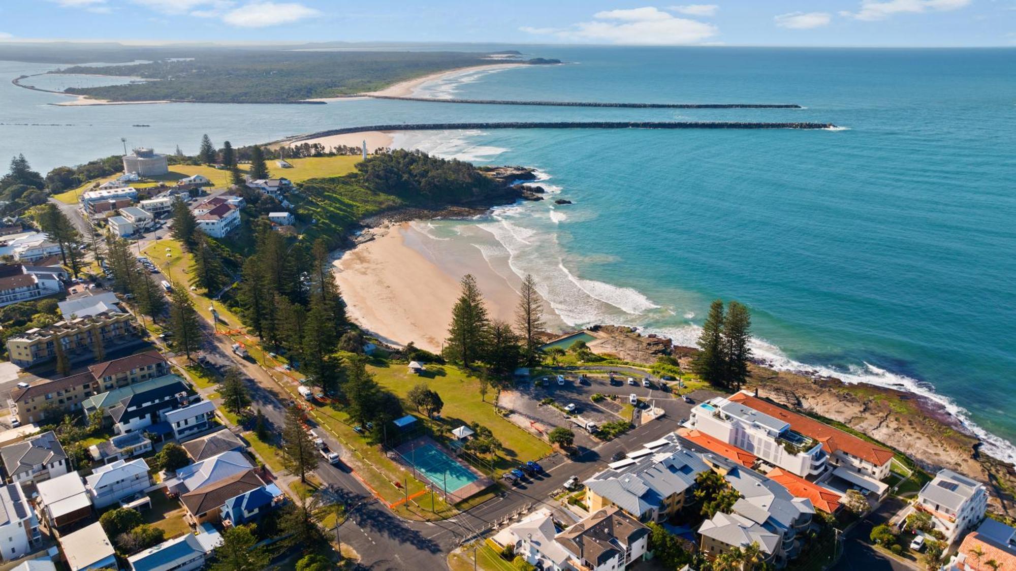 The Cove Yamba Aparthotel Exterior photo